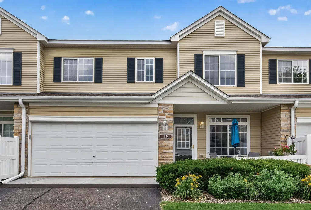 48 River Woods Drive W Saint Paul Park MN 55071