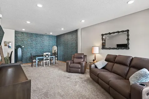 48 River Woods Drive W Saint Paul Park MN 55071