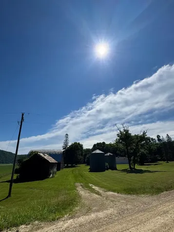 5263 County 22 Houston MN 55943