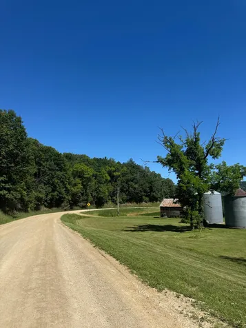 5263 County 22 Houston MN 55943