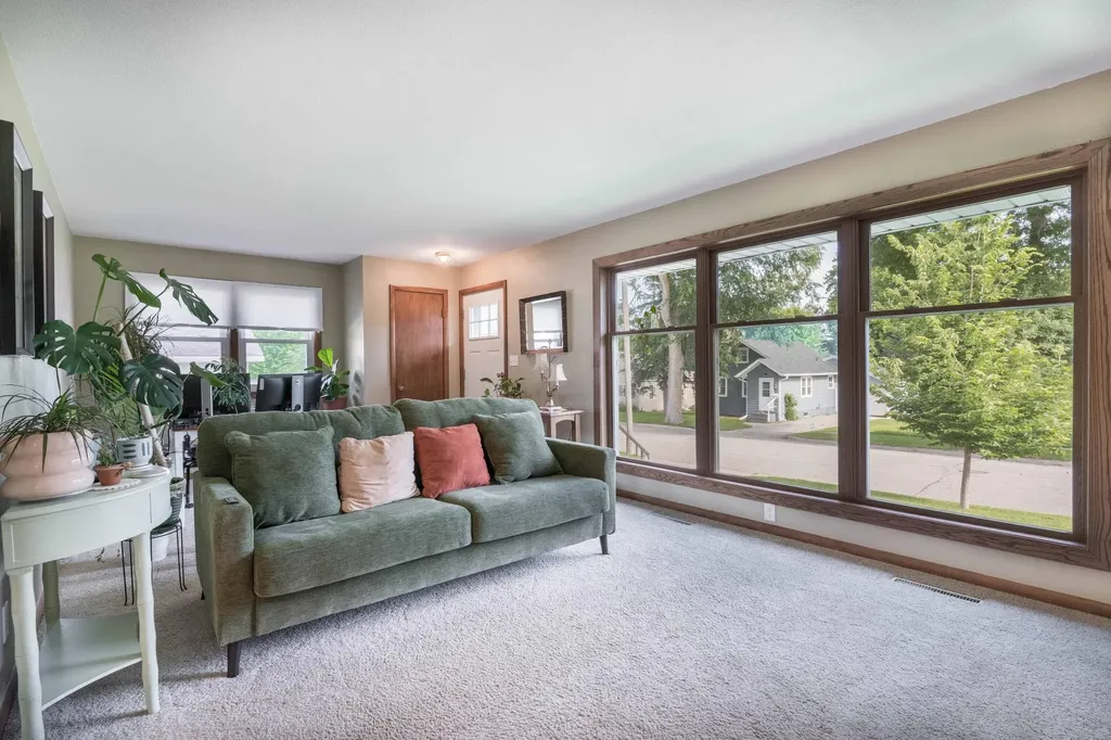623 Spruce Street Fergus Falls MN 56537