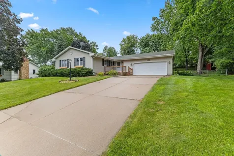 9924 Little Circle Bloomington MN 55437