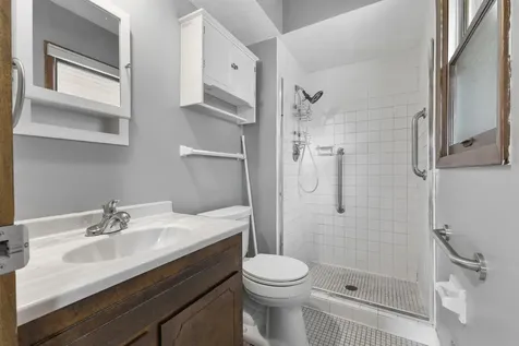 9924 Little Circle Bloomington MN 55437