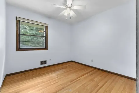 9924 Little Circle Bloomington MN 55437