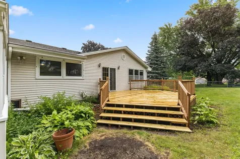 9924 Little Circle Bloomington MN 55437