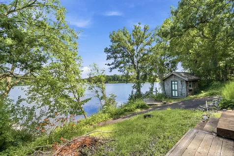 3020 Oakdale Drive Pine Springs MN 55115