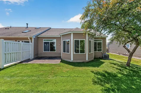 13214 Spencer Sweet Pea Lane Eden Prairie MN 55347