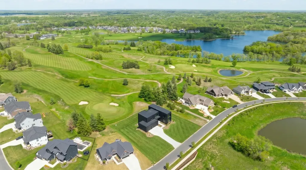 1353 Palmer Drive N Lake Elmo MN 55042