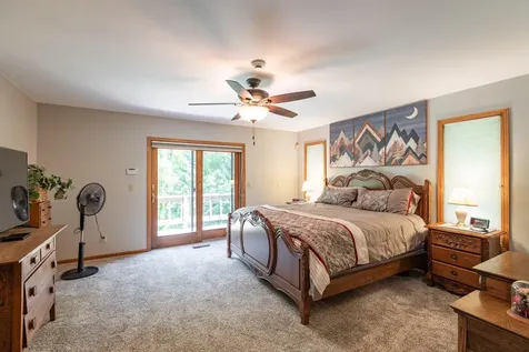 47060 Queens Cove Circle La Crescent MN 55947