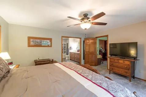 47060 Queens Cove Circle La Crescent MN 55947