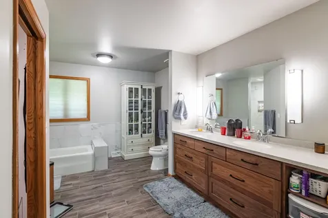 47060 Queens Cove Circle La Crescent MN 55947