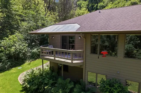 47060 Queens Cove Circle La Crescent MN 55947