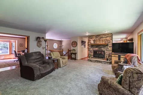47060 Queens Cove Circle La Crescent MN 55947