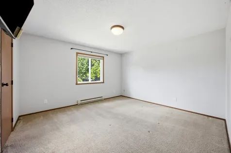 2927 35th Avenue S Fargo ND 58104