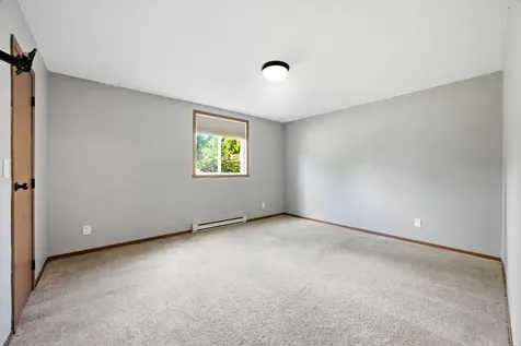 2927 35th Avenue S Fargo ND 58104