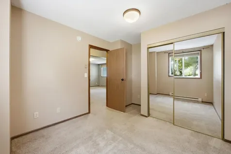 2927 35th Avenue S Fargo ND 58104