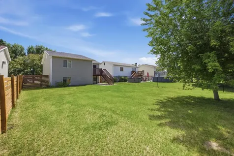 2927 35th Avenue S Fargo ND 58104