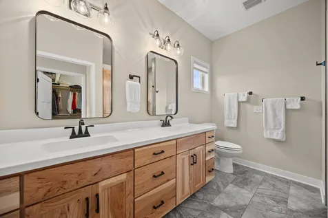 173 Eau Claire Avenue SE Hutchinson MN 55350