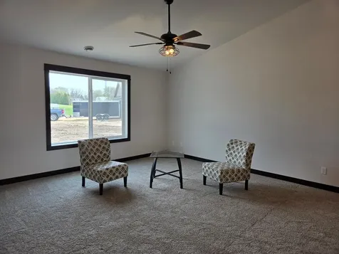 250 Henry Circle Green Isle MN 55338