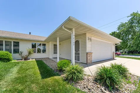 2102 Mcquillan Court SE Rochester MN 55904