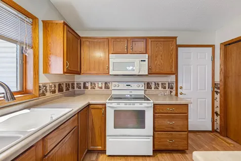 2102 Mcquillan Court SE Rochester MN 55904