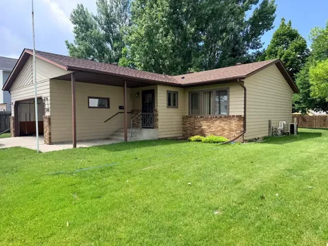 3511 13th Street S Moorhead MN 56560