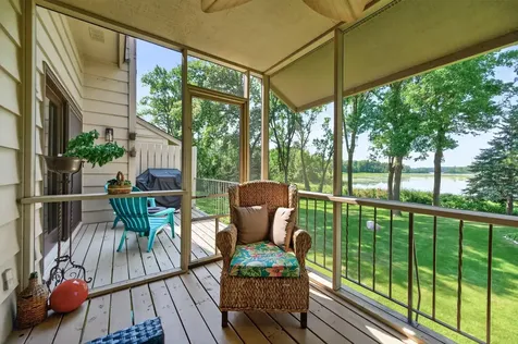 1285 Black Oaks Court N Plymouth MN 55447