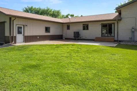 506 5th Street Wyndmere ND 58081