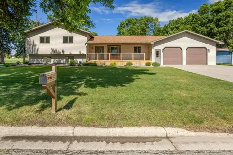 506 5th Street Wyndmere ND 58081
