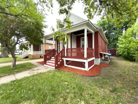1346 1st Avenue S Fargo ND 58103