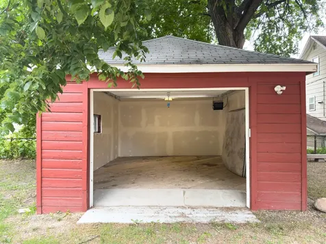 1346 1st Avenue S Fargo ND 58103