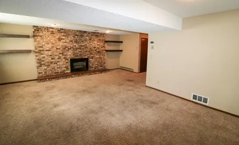 1420 S 23rd Street S Fargo ND 58103