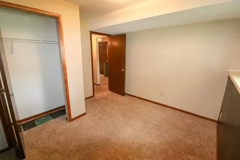 1420 S 23rd Street S Fargo ND 58103