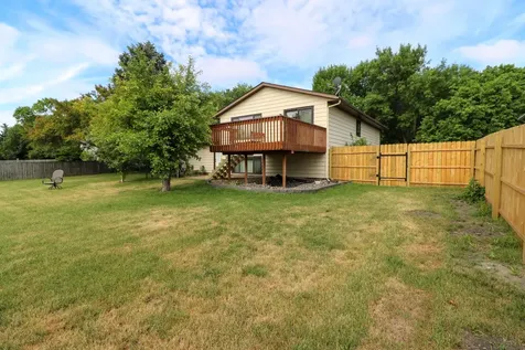 1420 S 23rd Street S Fargo ND 58103