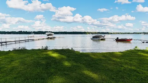 5432 Lake Avenue Shoreview MN 55126