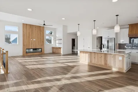 934X Hillsboro Place Savage MN 55378