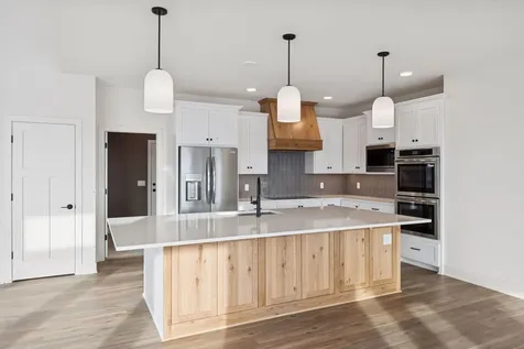 934X Hillsboro Place Savage MN 55378