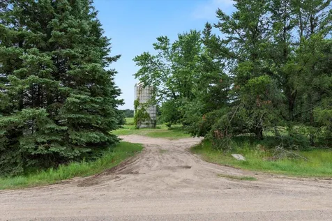 7625 96th Street SW Motley MN 56466