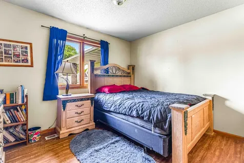 313 & 315 W 3rd Avenue S Ada MN 56510