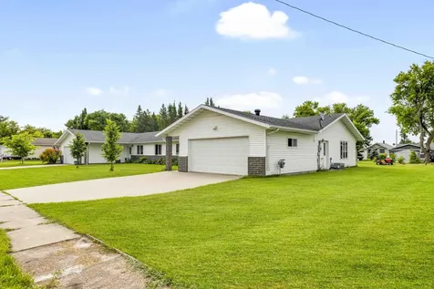 313 & 315 W 3rd Avenue S Ada MN 56510