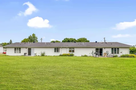 313 & 315 W 3rd Avenue S Ada MN 56510