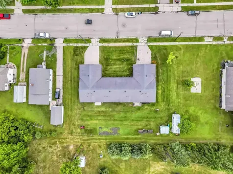 313 & 315 W 3rd Avenue S Ada MN 56510