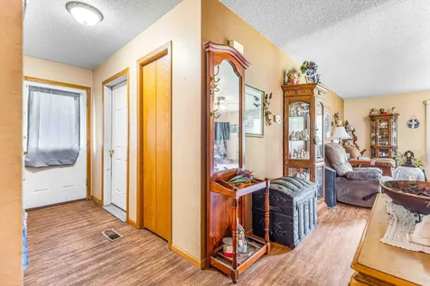 313 & 315 W 3rd Avenue S Ada MN 56510