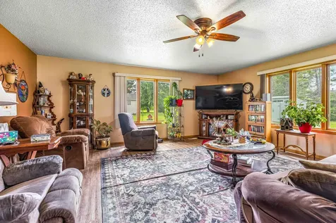 313 & 315 W 3rd Avenue S Ada MN 56510