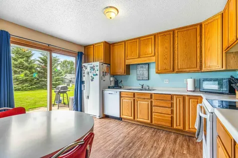 313 & 315 W 3rd Avenue S Ada MN 56510
