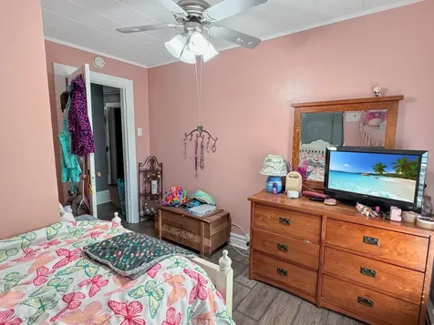 313 Hollett Street Tracy MN 56175