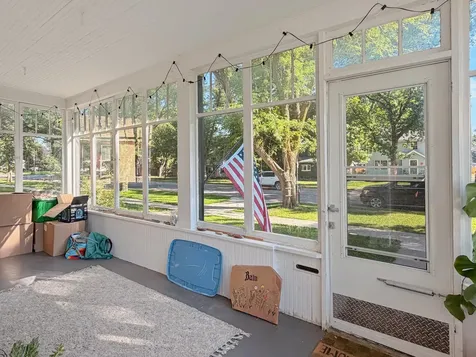 313 Hollett Street Tracy MN 56175