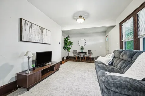 956 Juno Avenue Saint Paul MN 55102