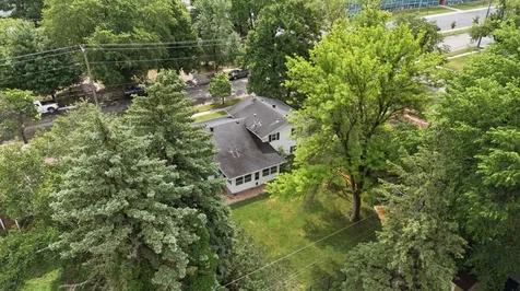 1915 11th Street S Moorhead MN 56560