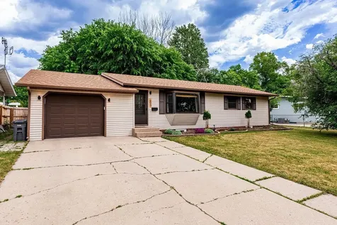 606 Birch Lane Moorhead MN 56560